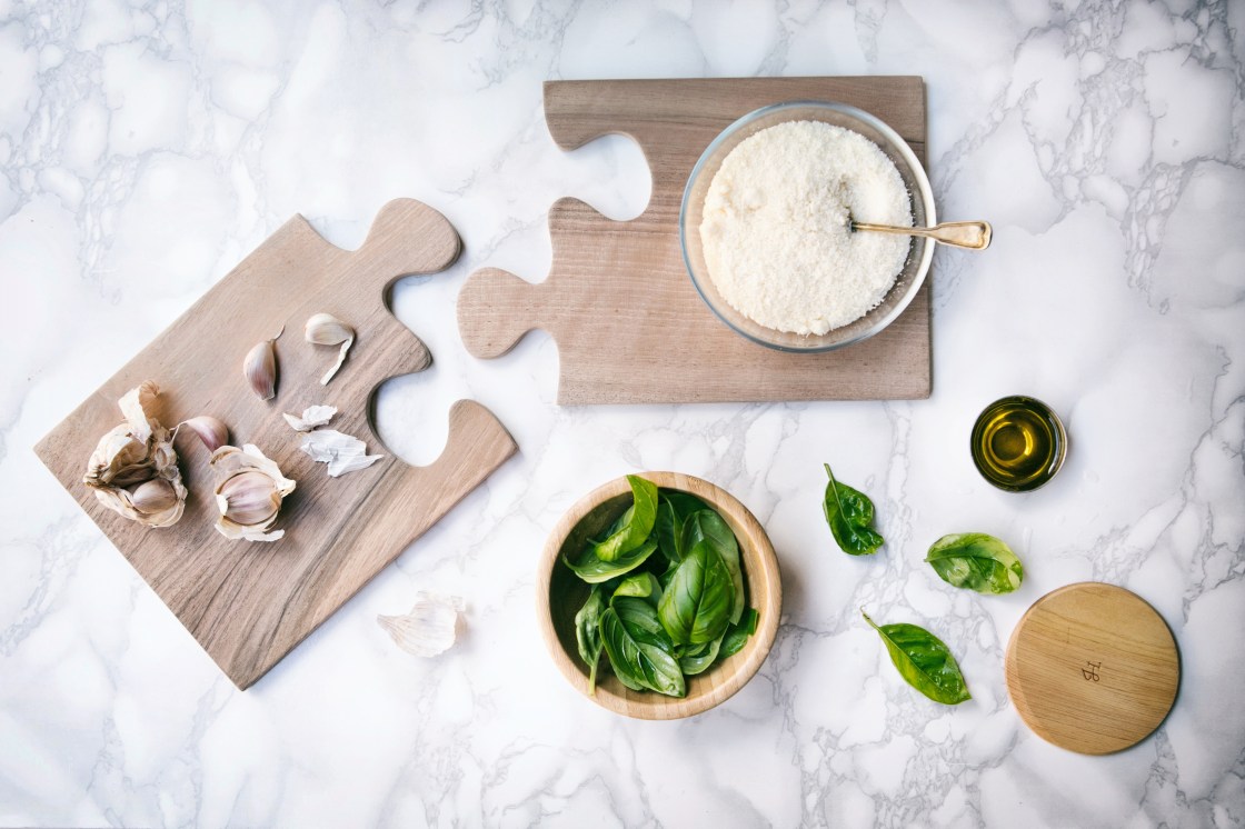 table setting, wood, made in Florence